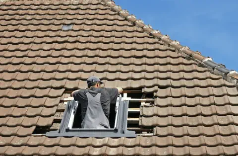 Pose de velux - Cléden-Cap-Sizun
